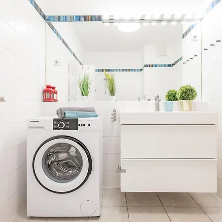 Tuscany Garden-free Parking-balcony-ac- Elevator בודפשט