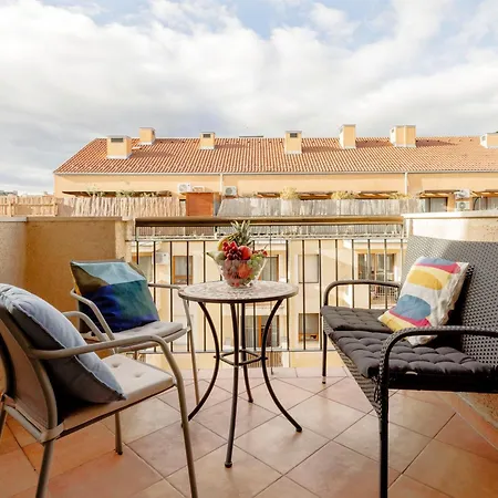 Tuscany Garden-free Parking-balcony-ac- Elevator Apartment