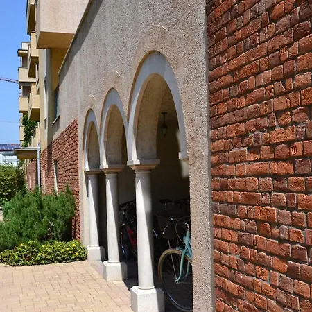 Apartment Tuscany Garden-free Parking-balcony-ac- Elevator