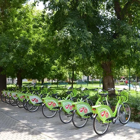 Διαμέρισμα Tuscany Garden-free Parking-balcony-ac- Elevator Βουδαπέστη